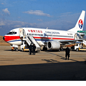 镶黄旗新宝拉格机场快递航空快运业稳步发展的原因是什么？